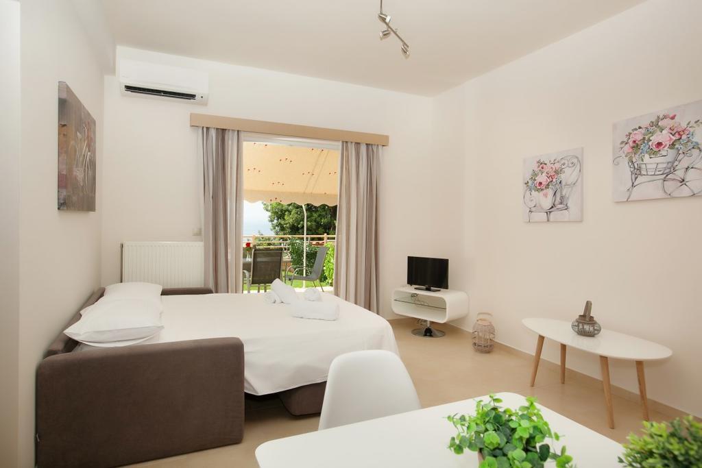 Petra Thea Apartment 卡拉马塔 外观 照片
