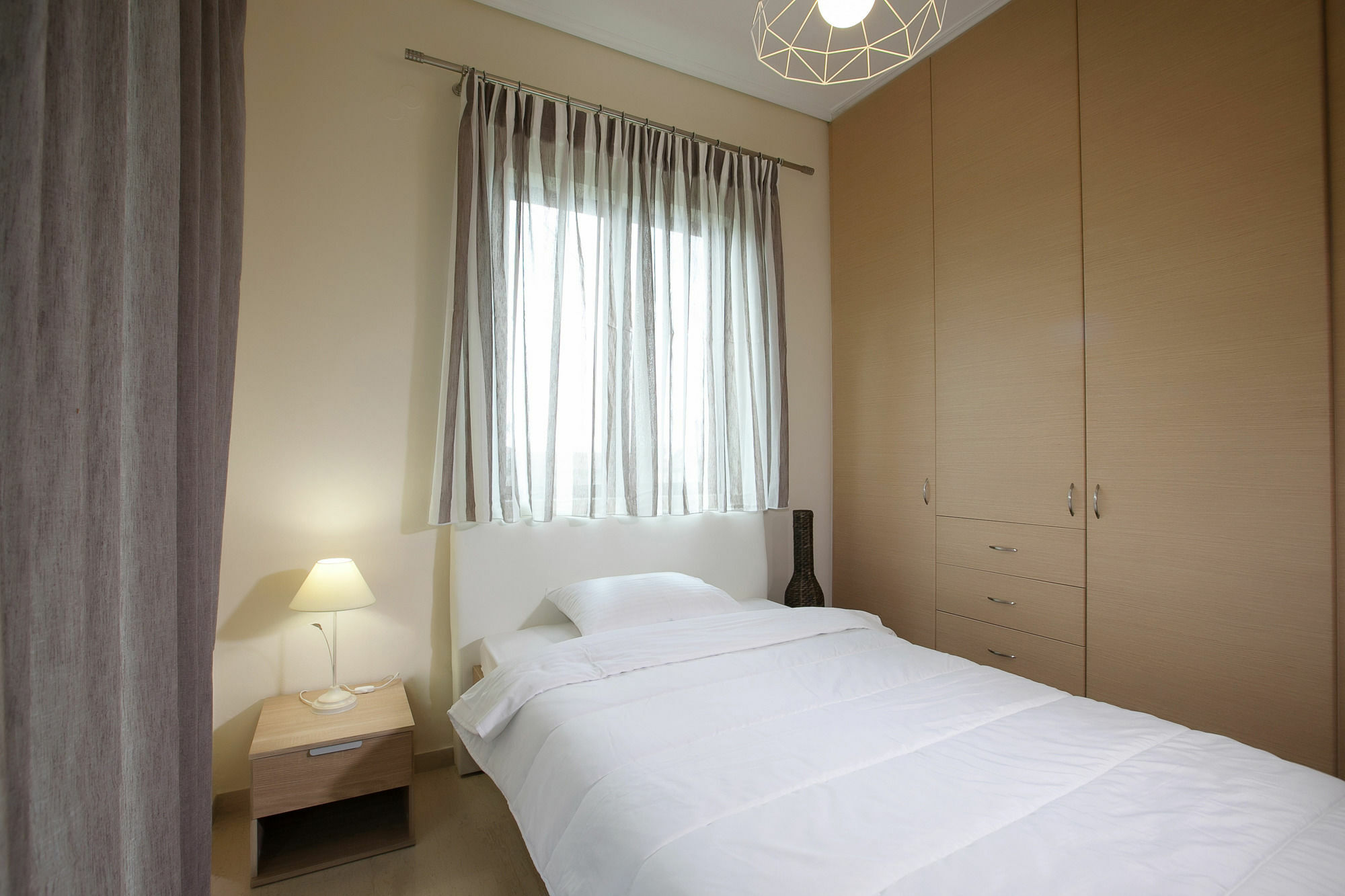 Petra Thea Apartment 卡拉马塔 外观 照片